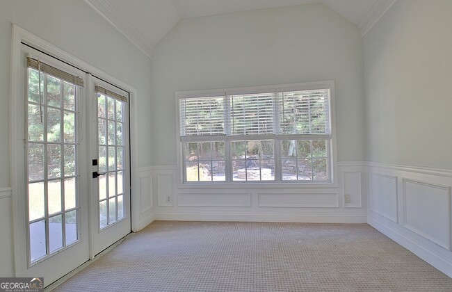 Building Photo - 110 Freeman Forest Dr