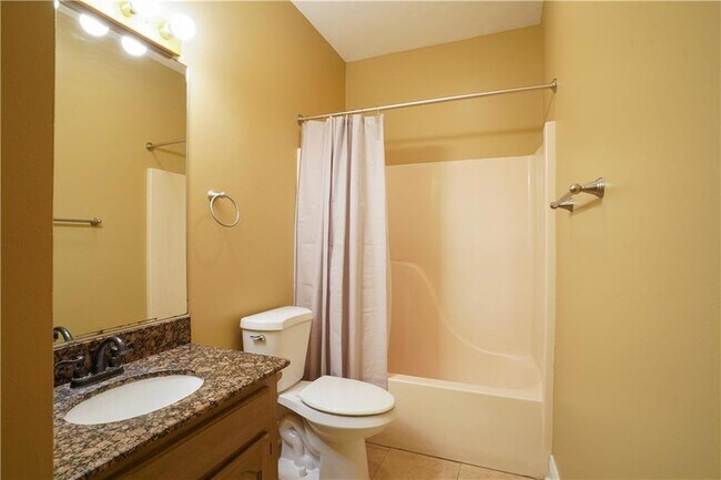 Building Photo - 1307 LA-59