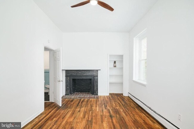 Building Photo - 1024 Pine St