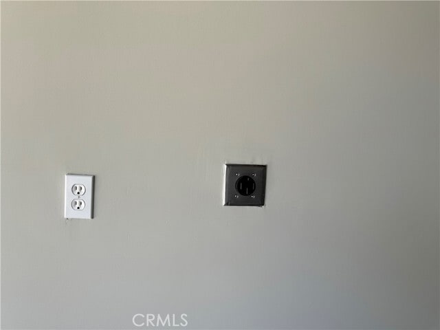 Building Photo - 12791 Elizabeth Way
