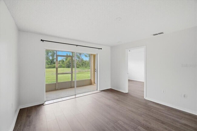 Building Photo - 212 Ocean Bluff Dr