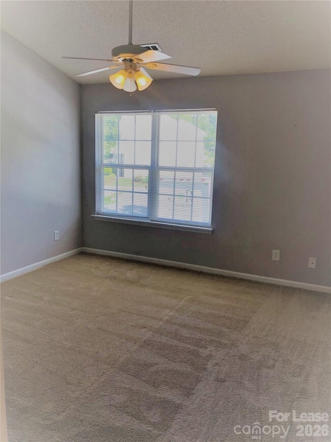 Building Photo - 109 Forester St