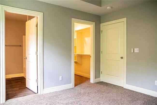 Building Photo - 4153 W Sardinia Way