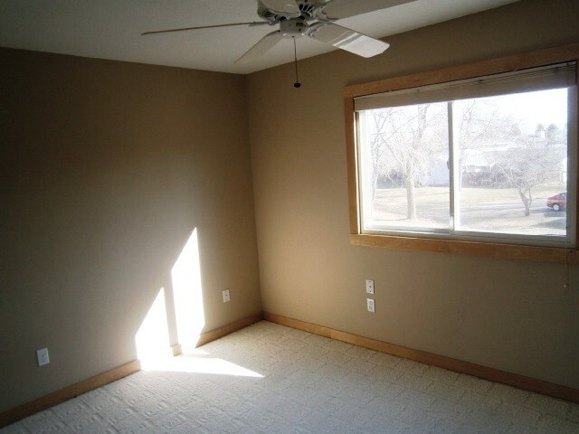 Building Photo - 7688 Dunmore Rd