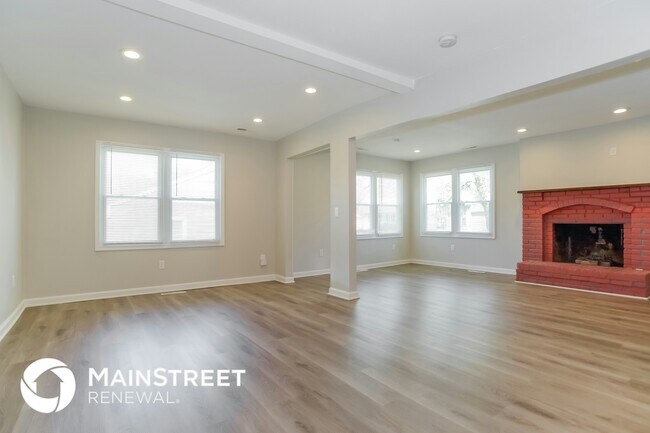 Building Photo - 12712 10th St