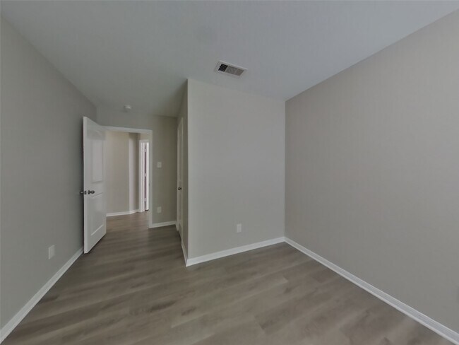 Building Photo - 308 Summer Horse Dr