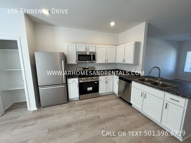 Building Photo - 106 Terrence Dr