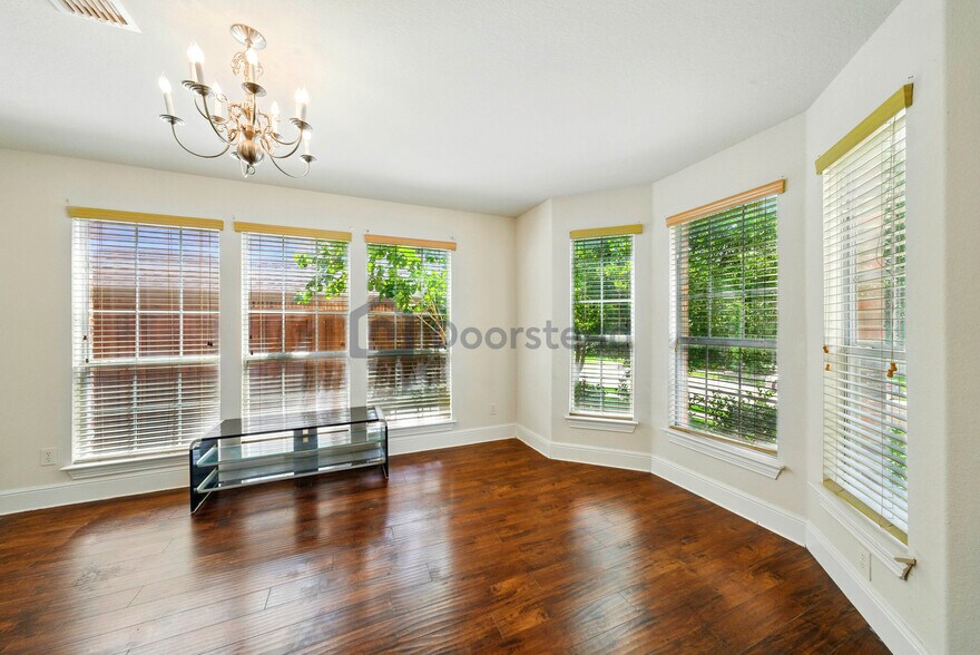 Building Photo - 1513 Van Winkle Dr