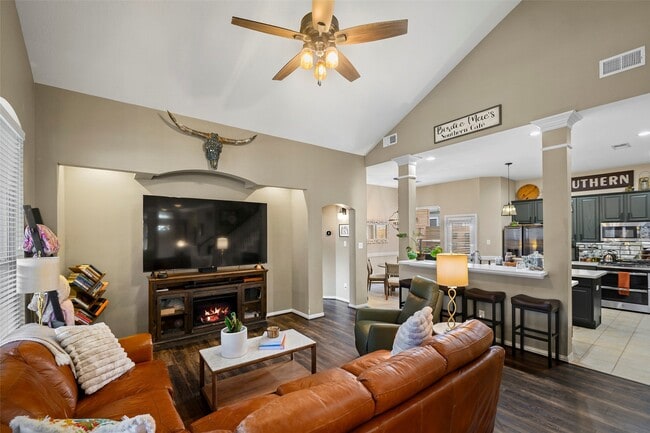 Building Photo - 13718 Cardinal Flowers Dr