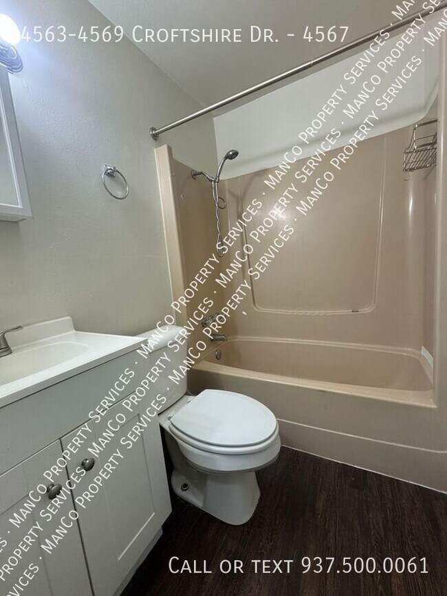 Building Photo - 4563-4569 Croftshire Dr.-4567