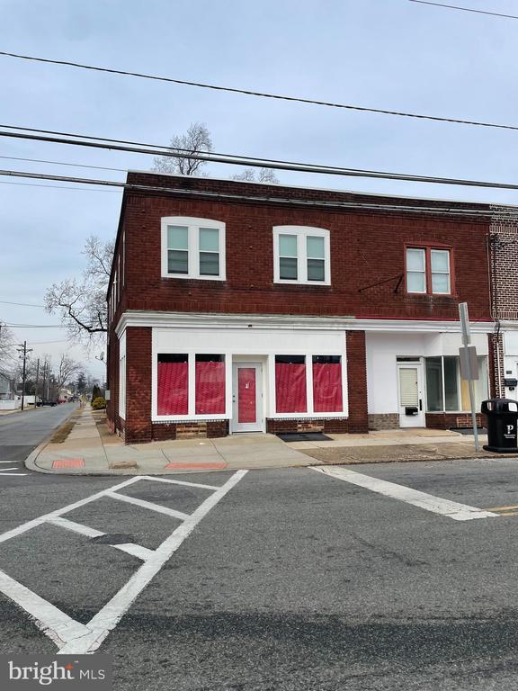 Building Photo - 7701 Park Ave