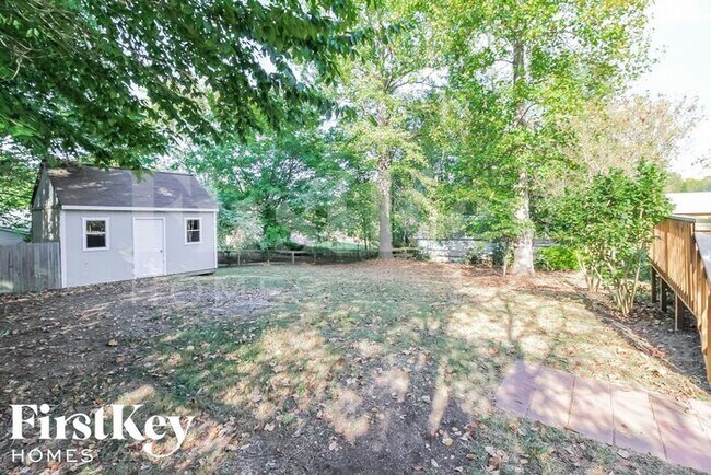 Building Photo - 3806 Langdon Dr