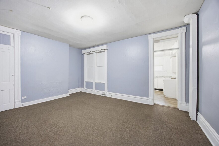 Building Photo - 616 Lillian St
