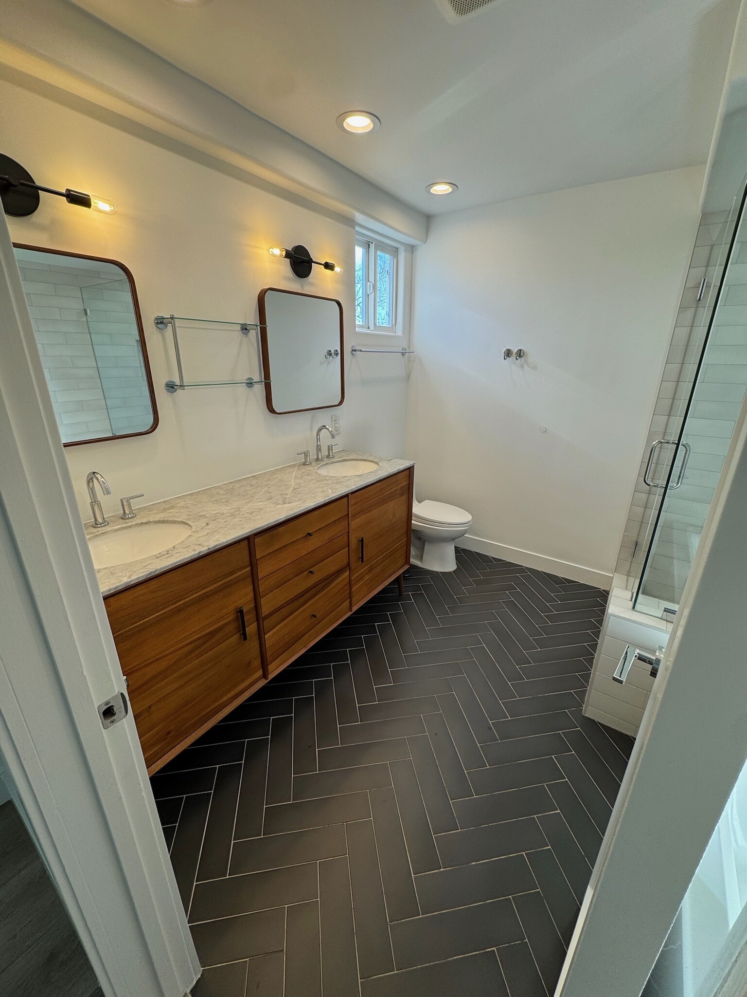 Primary Bath - 910 N Curson Ave