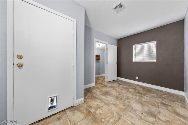 Building Photo - 6440 Bugbee Ave