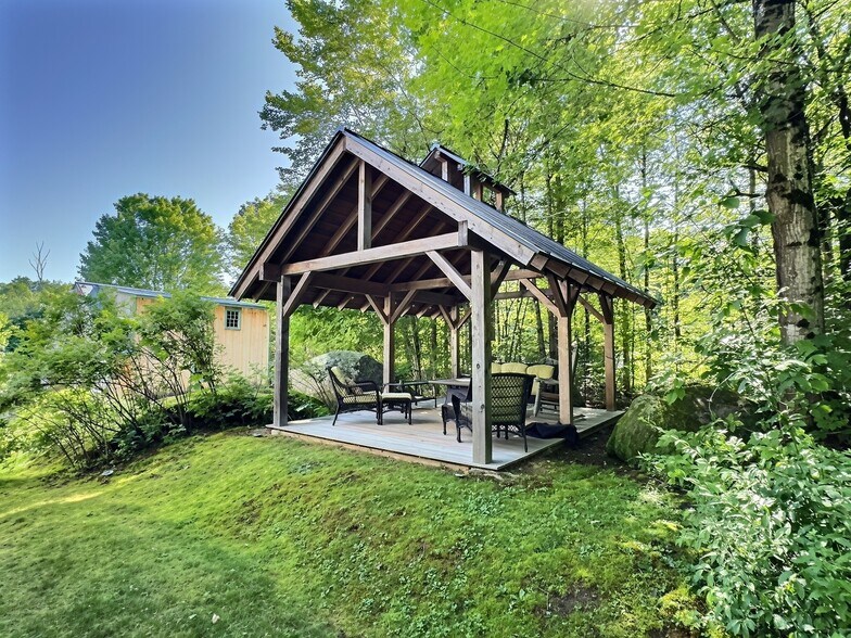 Building Photo - 16 Hominy Pot Rd