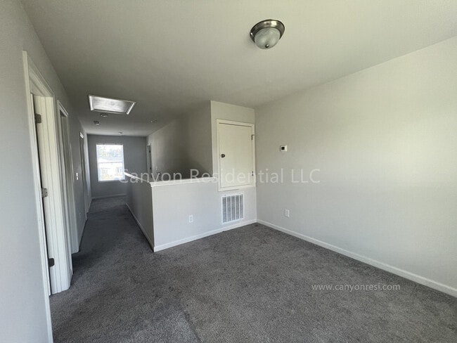 Building Photo - 3803 Bellingham Ct