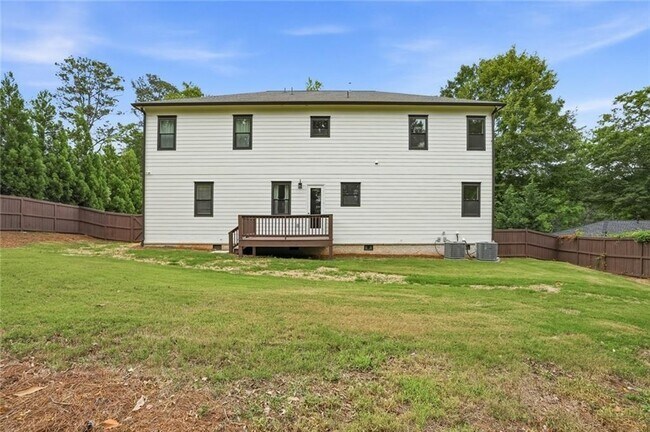Building Photo - 2415 W Rugby Ave