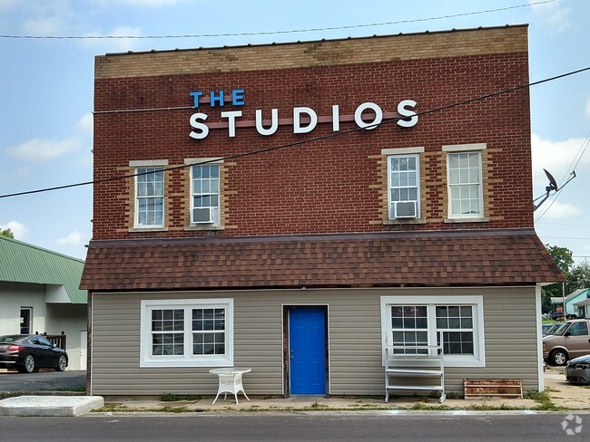 Building Photo - The Studios