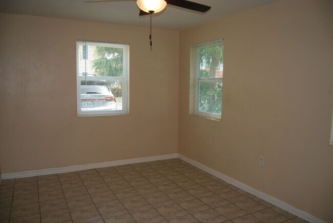 Building Photo - 6402 Gulf Winds Dr