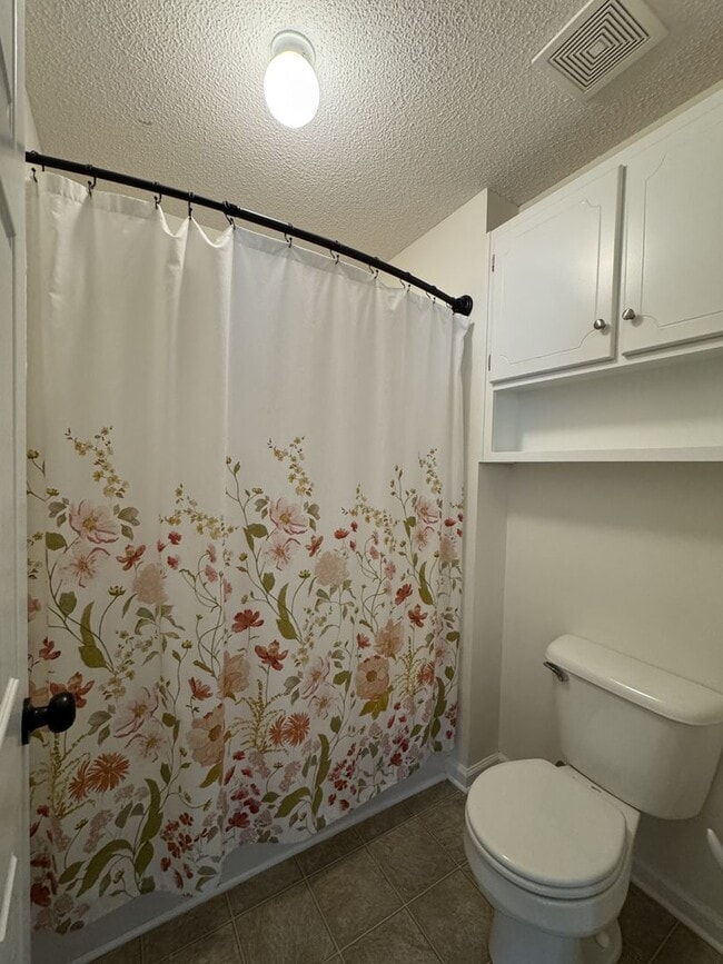 Building Photo - 178 N Spring View Dr