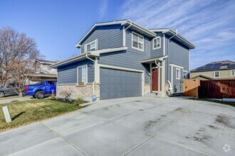 Building Photo - Amazing 3 Bedroom 3 Bath Home (1800sqft+) ...