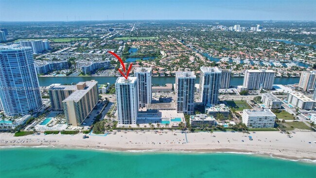 Building Photo - 2301 S Ocean Dr