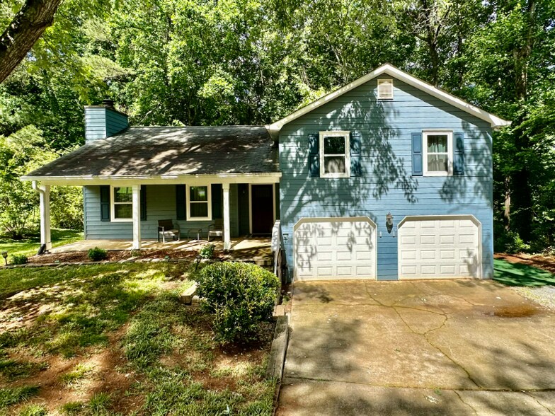 Building Photo - 4990 Turtle Rock Dr