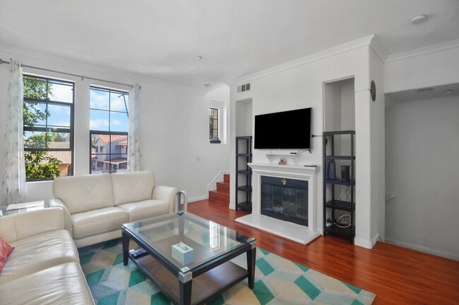 Building Photo - 252 Soco Dr