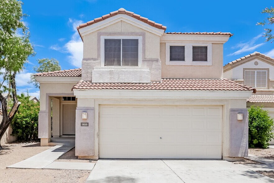 Primary Photo - 1653 N 136th Ln