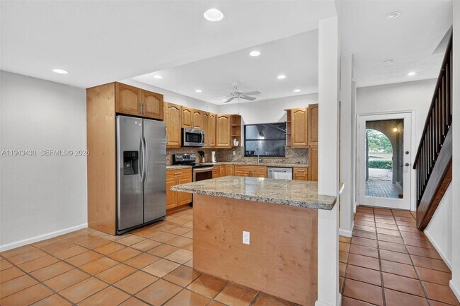 Building Photo - 8896 SW 62nd Terrace