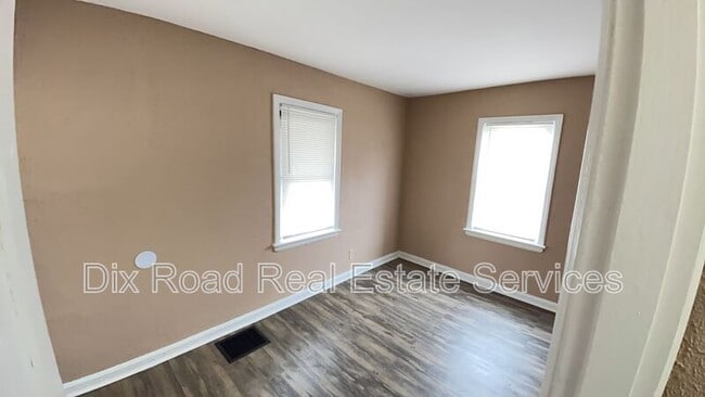 Building Photo - 2660 Tylersville Rd