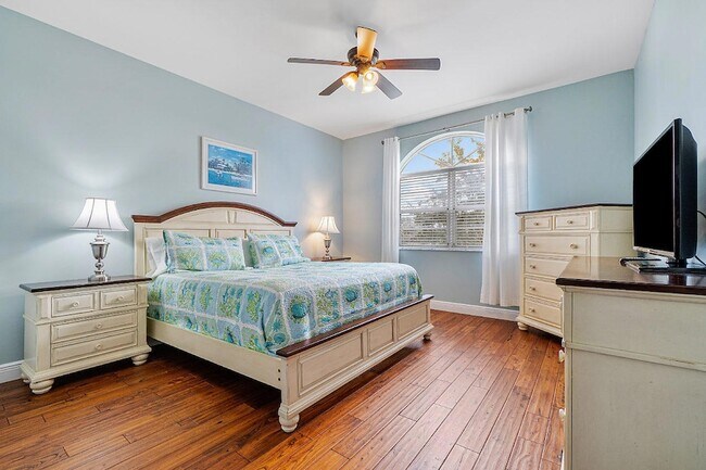 Building Photo - 11740 St Andrews Place