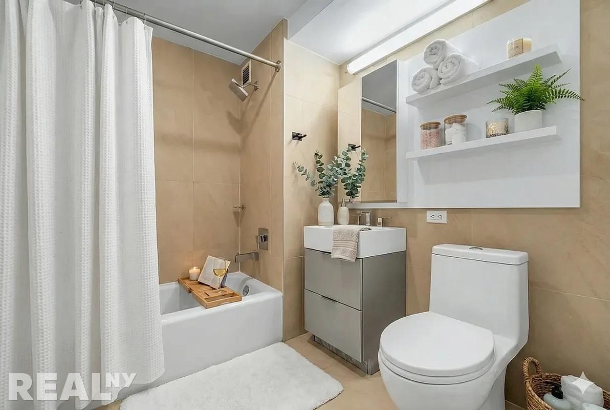 Building Photo - 181 Front St