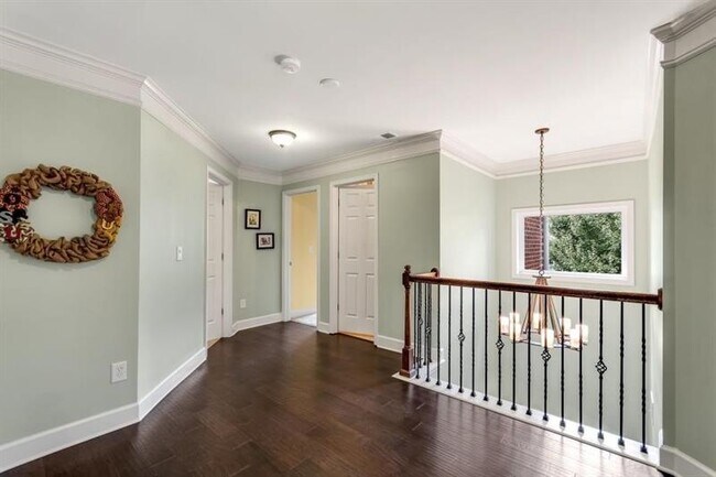 Building Photo - 10957 Waters Rd