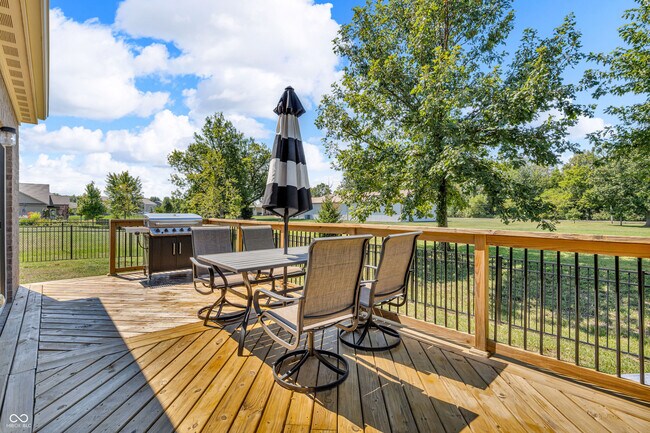 Building Photo - 70 Blue Lace Dr