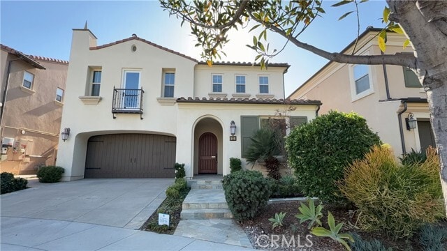 Primary Photo - 22 Statuary