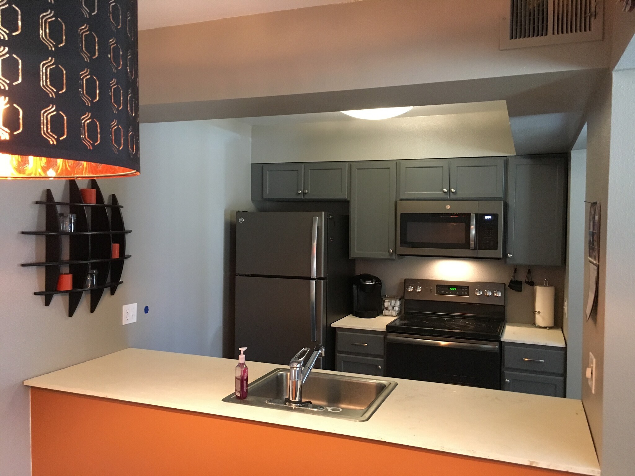 Building Photo - 7395 E Eastman Ave