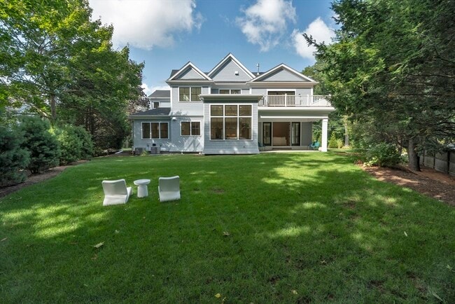 Building Photo - 18 Sprague Rd
