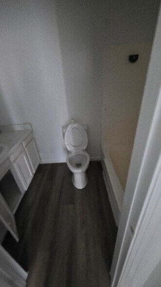 Building Photo - 6370 Monaco St