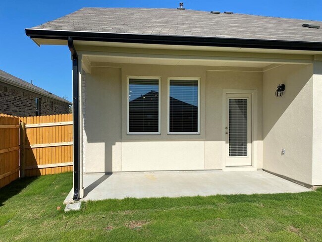 Building Photo - 228 Connor Ln
