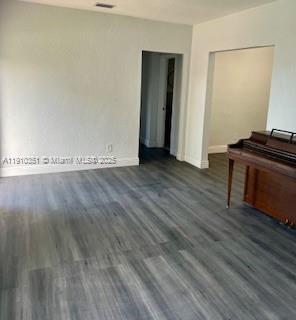 Building Photo - 510 NW 47th St