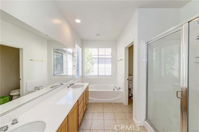 Building Photo - 5 Pelicano