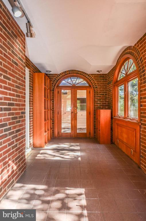 Building Photo - 7205 46th St