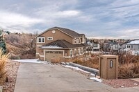 Building Photo - Stunning 5BR Home with Luxury Master Suite & Low-Maintenance Yard!