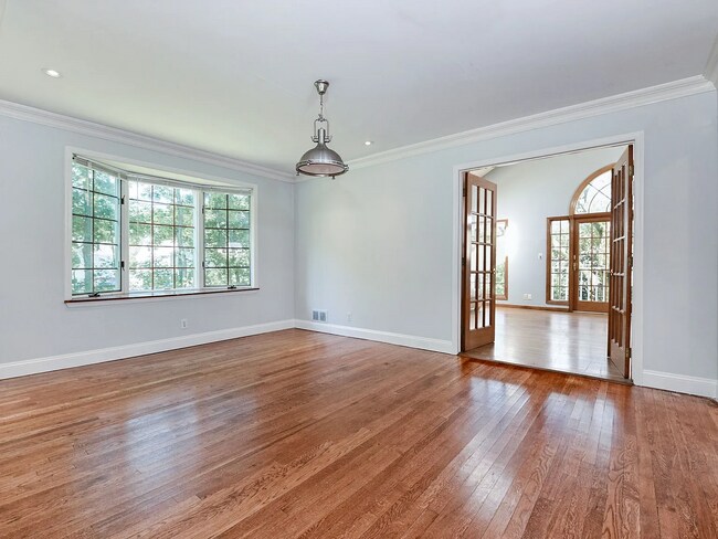 Building Photo - 177 Puritan Dr