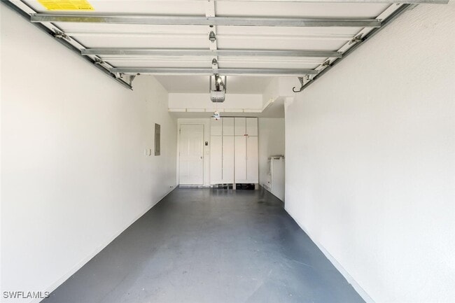 Building Photo - 636 Windsor Sq