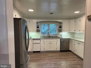 Building Photo - 7523 B St