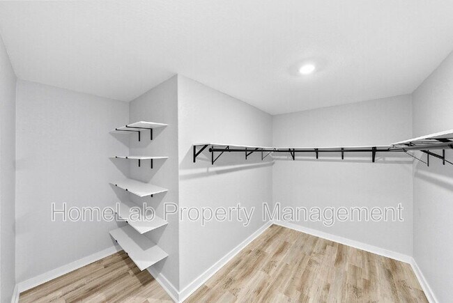 Building Photo - 5410 Coral Valley
