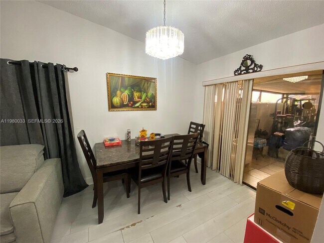 Building Photo - 13815 SW 54th St